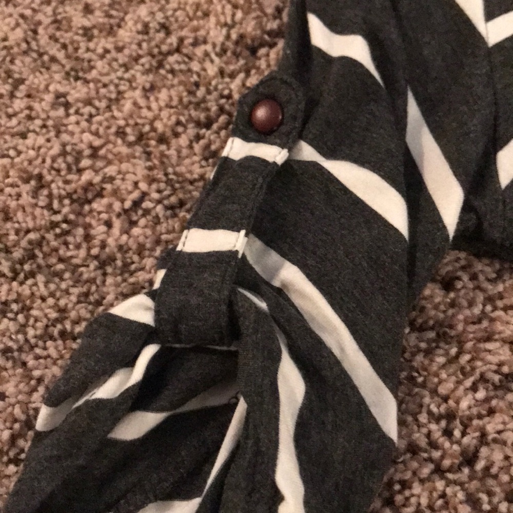 Striped top - Picture 2 of 4